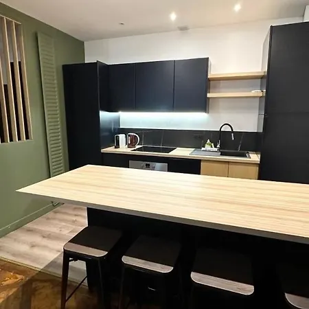 Prefecture - 1 Bedroom - Jacobin דירה *