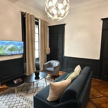 Prefecture - 1 Bedroom - Jacobin